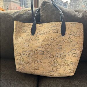 REVERSIBLE Stylish Cream and Navy Travel Print Tote Bag